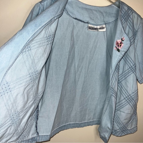 Vintage Two Twenty Cotton Denim Embroidered Open Front Top Size Large - Picture 8 of 16